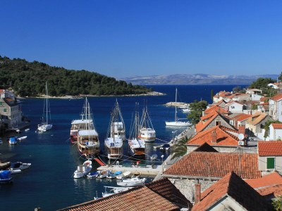 Apartment Two bedroom apartment with terrace and sea view Stomorska, Šolta A-8650-a - Outdoor photo 24