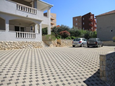 Apartment One bedroom apartment with terrace and sea view Trogir A-8683-a - Outdoor photo 17