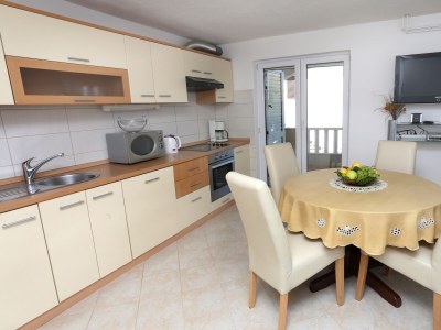 Apartment One bedroom apartment with terrace and sea view Trogir A-8683-a - Outdoor photo 21