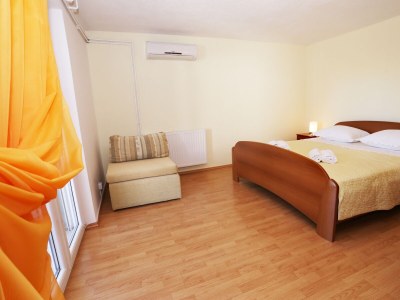 Apartment One bedroom apartment with terrace and sea view Trogir A-8683-a - Outdoor photo 25