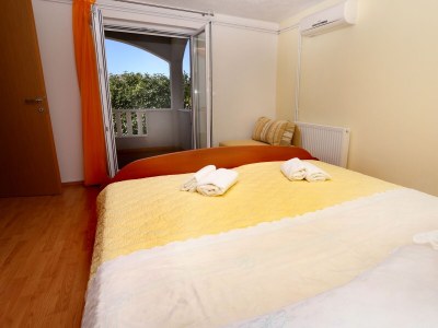 Apartment One bedroom apartment with terrace and sea view Trogir A-8683-a - Outdoor photo 28