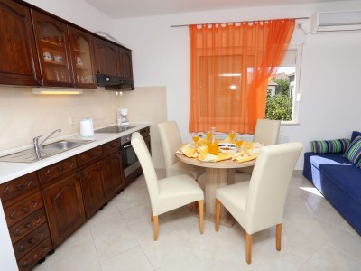 Apartment One bedroom apartment with terrace Trogir A-8683-b - Outdoor photo 22
