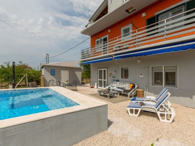 Holiday house Four-bedroom house with terrace Opuzen, Neretva Delta - Ušće Neretve K-8818 - Outdoor photo 14