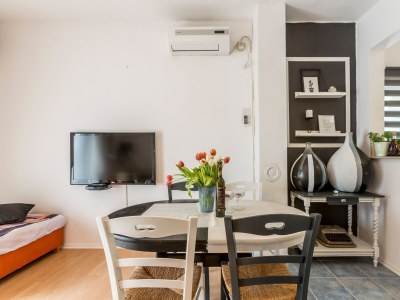 Holiday house Four-bedroom house with terrace Opuzen, Neretva Delta - Ušće Neretve K-8818 - Outdoor photo 34