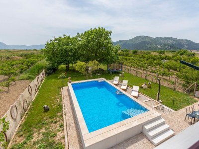 Holiday house Four-bedroom house with terrace Opuzen, Neretva Delta - Ušće Neretve K-8818 - Outdoor photo 72