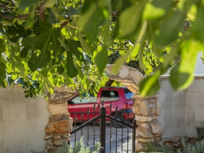 Apartment Two bedroom apartment with terrace and sea view Milna, Vis A-8895-a - Outdoor photo 8