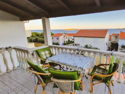Apartment Two bedroom apartment with terrace and sea view Milna, Vis A-8895-a - Outdoor photo 30