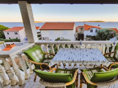 Apartment Two bedroom apartment with terrace and sea view Milna, Vis A-8895-a - Outdoor photo 32