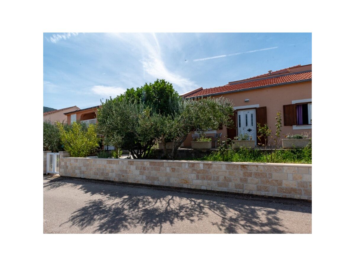 Apartment Two bedroom apartment near beach Kneža, Korčula A-9168-c - Outdoor photo 3