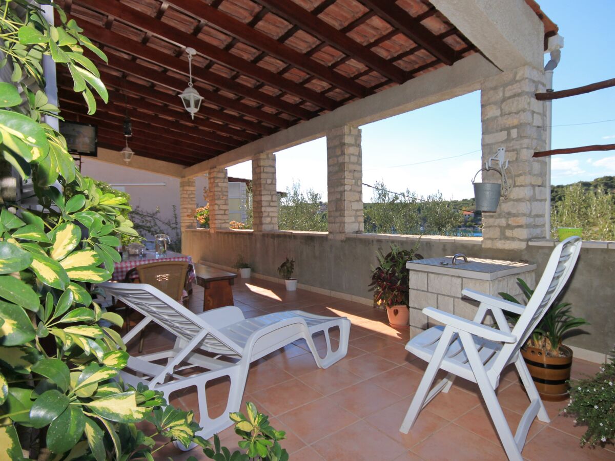 Apartment Two bedroom apartment near beach Cove Stratinčica, Korčula A-9264-a