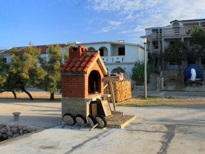 Apartment One bedroom apartment near beach Kustići, Pag A-9381-d - Outdoor photo 6