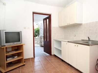 Apartment One bedroom apartment near beach Kustići, Pag A-9381-d - Outdoor photo 12