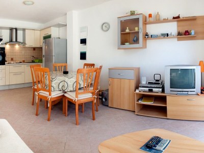 Apartment Two bedroom apartment near beach Mavarštica, Čiovo A-9432-b - Outdoor photo 16