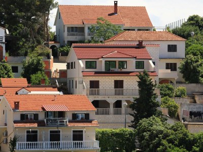 Apartment Two bedroom apartment with terrace and sea view Zavalatica, Korčula A-9690-c - Outdoor photo 3