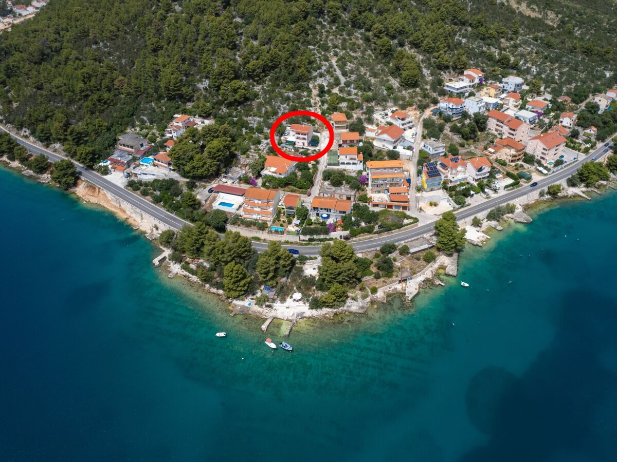 Apartment Apartments by the sea Poljica, Trogir - 11103 - Apartments by the sea Poljica, Trogir - 11103 - Outdoor photo 2