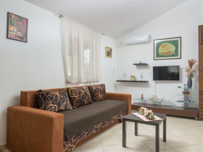 Apartment Apartments by the sea Poljica, Trogir - 11103 - Apartments by the sea Poljica, Trogir - 11103 - Outdoor photo 17