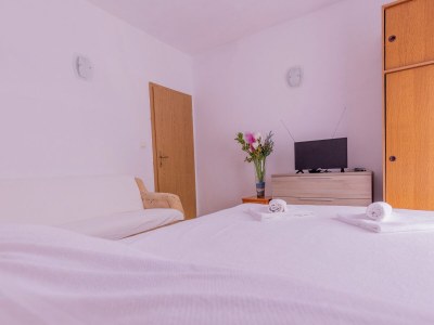 Apartment One bedroom apartment near beach Žuronja, Pelješac A-10137-a - Outdoor photo 17