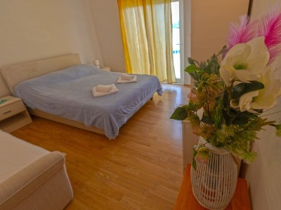 Apartment One bedroom apartment near beach Žuronja, Pelješac A-10137-b - Outdoor photo 17