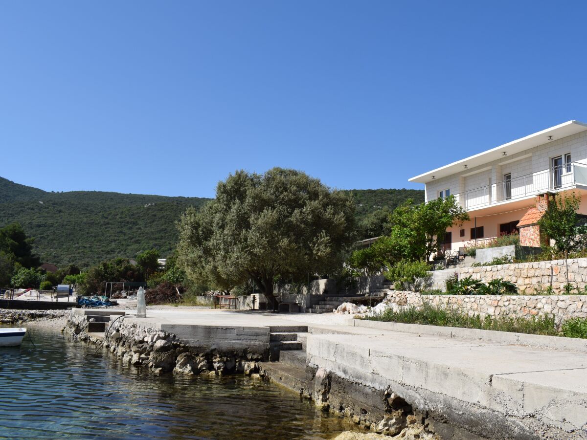 Apartment Studio flat near beach Kabli, Pelješac AS-10225-a