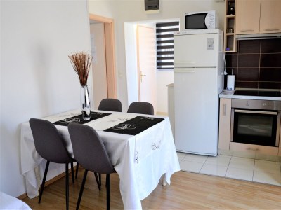 Apartment One bedroom apartment with terrace Marina, Trogir A-10327-a - Outdoor photo 12