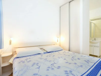 Apartment One bedroom apartment with terrace Marina, Trogir A-10327-a - Outdoor photo 17