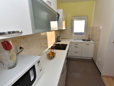 Apartment Two bedroom apartment with terrace and sea view Rtina - Miletići, Zadar A-11548-a - Outdoor photo 10