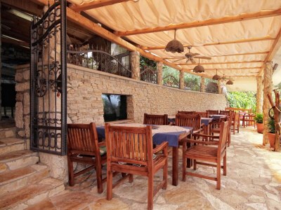 Apartment One bedroom apartment near beach Hvar A-10430-a - Outdoor photo 7