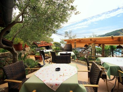 Apartment One bedroom apartment near beach Hvar A-10430-a - Outdoor photo 11