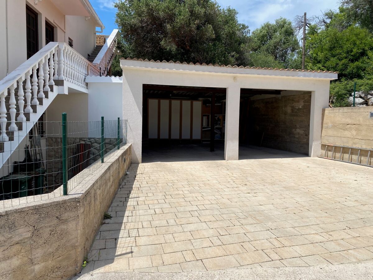 Apartment Two bedroom apartment with terrace and sea view Lun, Pag A-11781-d - Outdoor photo 5