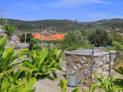 Apartment Apartments by the sea Vinišće, Trogir - 11029 - Outdoor photo 9