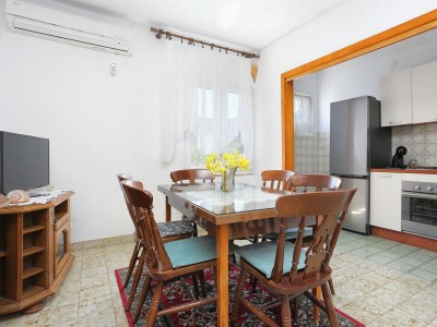 Apartment Apartments by the sea Vinišće, Trogir - 11029 - Outdoor photo 20