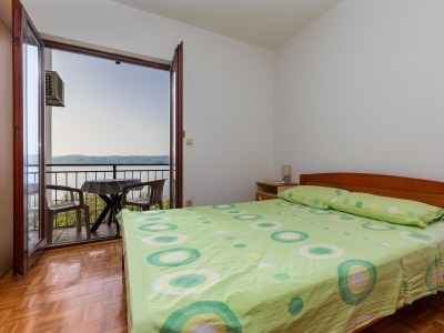 Apartment One bedroom apartment with balcony and sea view Mimice, Omiš A-11045-a in Mimice - Apartment