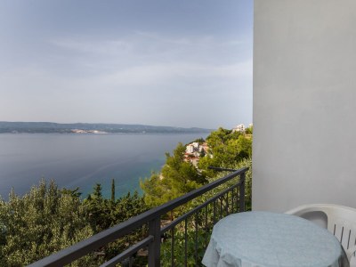 Apartment One bedroom apartment with balcony and sea view Mimice, Omiš A-11045-a - Outdoor photo 23