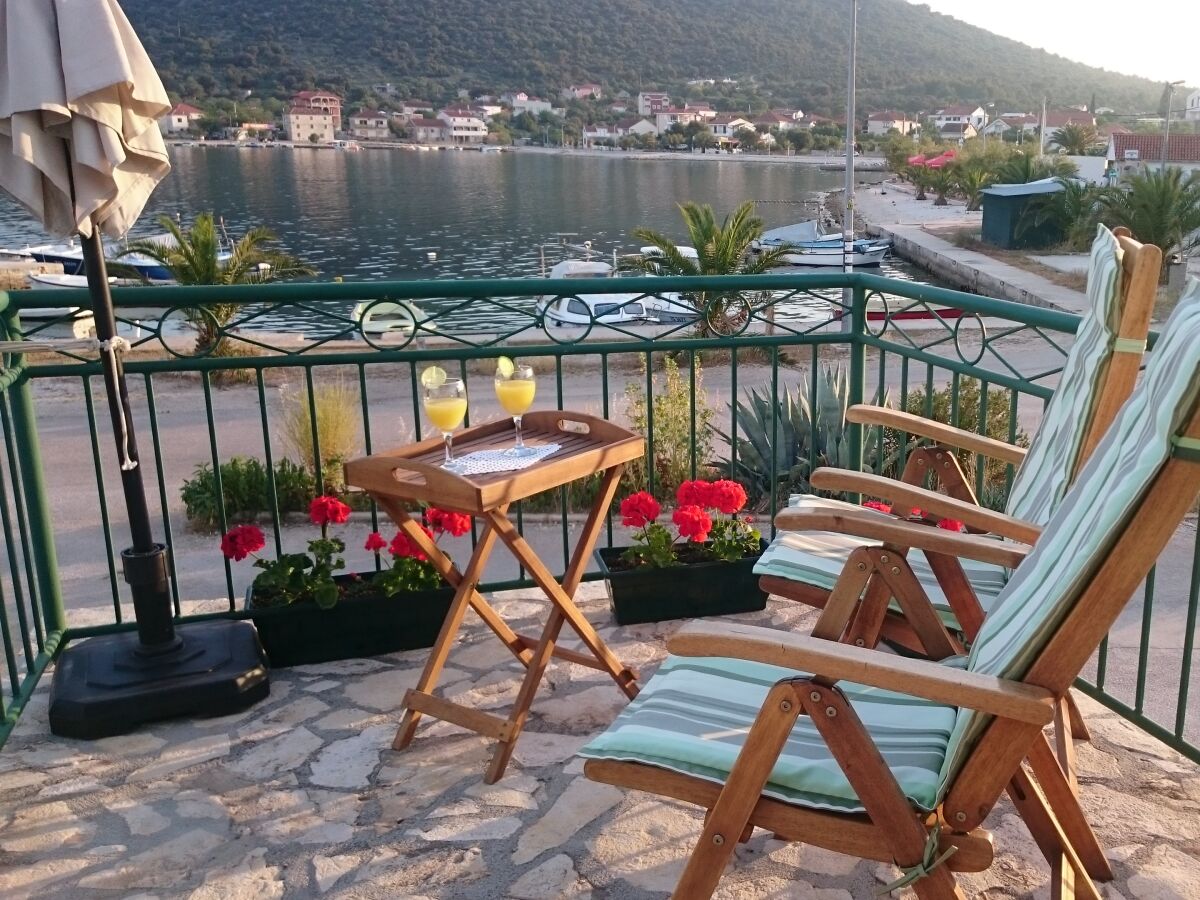 Holiday house Two bedroom house near beach Vinišće, Trogir K-12066