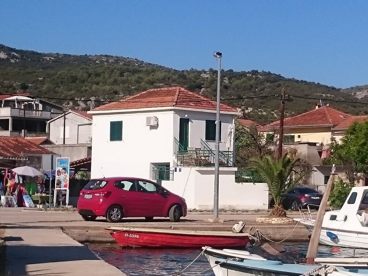 Holiday house Two bedroom house near beach Vinišće, Trogir K-12066 - Outdoor photo 2