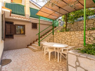 Apartment Two bedroom apartment with terrace Mali Lošinj, Lošinj A-12551-a - Outdoor photo 18