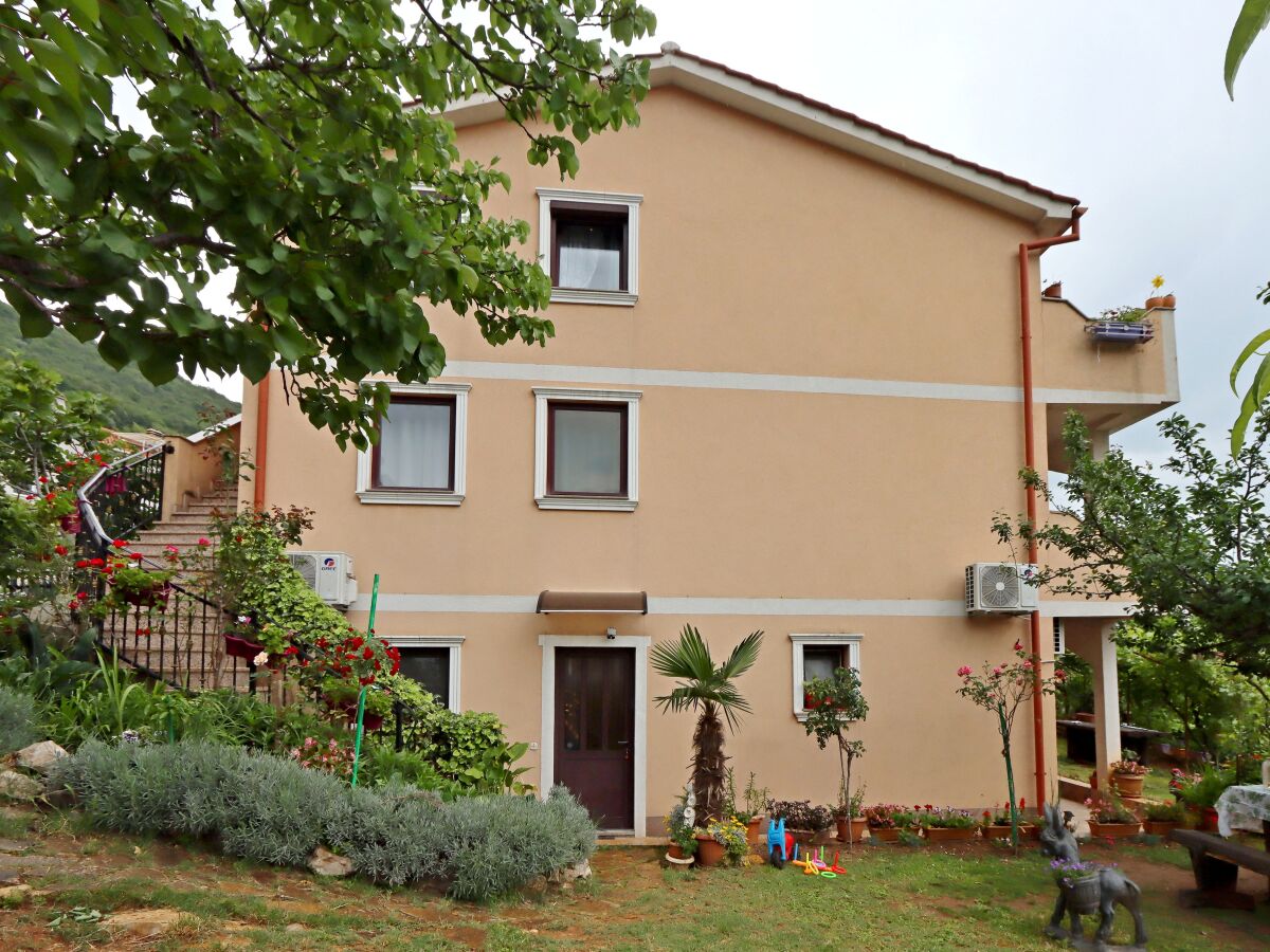 Apartment Two bedroom apartment with air-conditioning Bakar, Rijeka A-15553-a - Outdoor photo 2