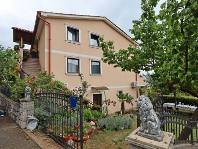 Apartment Two bedroom apartment with air-conditioning Bakar, Rijeka A-15553-a - Outdoor photo 3