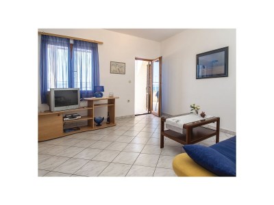 Apartment Two bedroom apartment near beach Sutivan, Brač A-15617-a - Outdoor photo 7