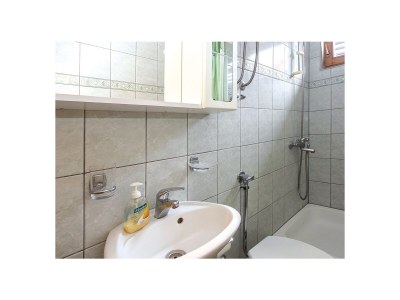 Apartment Two bedroom apartment near beach Sutivan, Brač A-15617-a - Outdoor photo 12