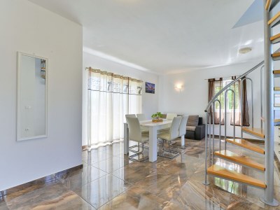 Apartment Two bedroom apartment near beach Nin, Zadar A-13172-d - Outdoor photo 6