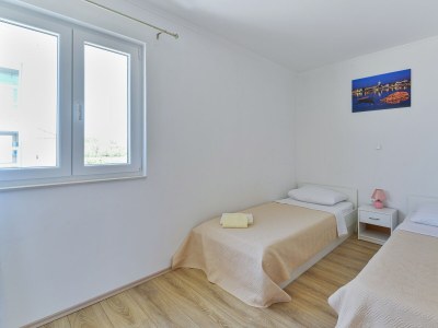 Apartment Two bedroom apartment near beach Nin, Zadar A-13172-d - Outdoor photo 12