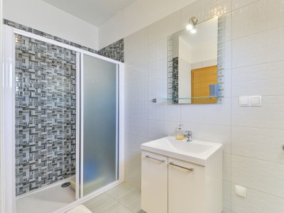 Apartment Two bedroom apartment near beach Nin, Zadar A-13172-d - Outdoor photo 15