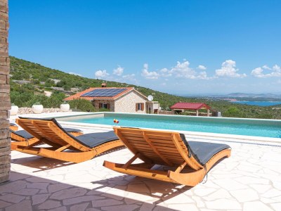 Holiday house Two bedroom house with terrace and sea view Cove Triluke, Pašman K-13577 - Outdoor photo 14