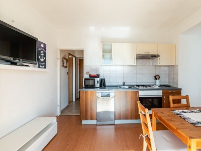 Apartment Two bedroom apartment with terrace Lopar, Rab A-14070-b - Outdoor photo 10