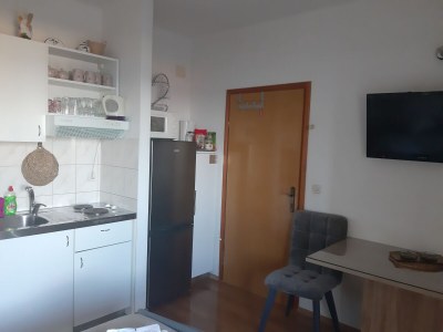 Apartment Studio flat with balcony and sea view Gradac, Makarska AS-15642-b - Outdoor photo 9