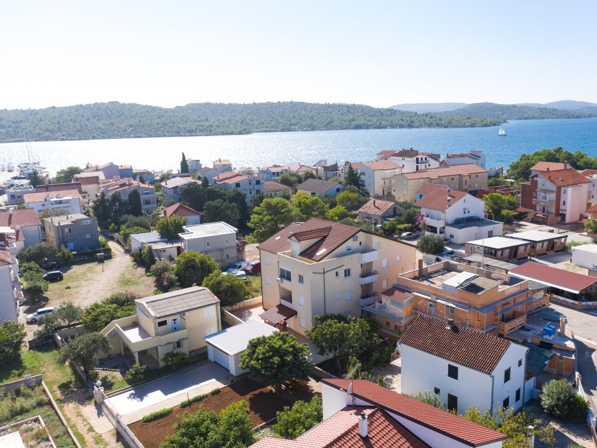 Apartment Apartments by the sea Pirovac, Šibenik - 15659 - Apartments by the sea Pirovac, Šibenik - 15659 - Outdoor photo 3