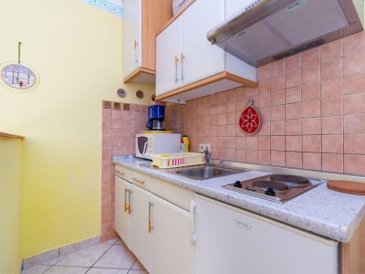 Apartment One bedroom apartment with terrace and sea view Rab A-14120-a - Outdoor photo 22