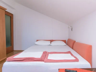 Apartment One bedroom apartment near beach Brist, Makarska A-15714-e - Outdoor photo 9