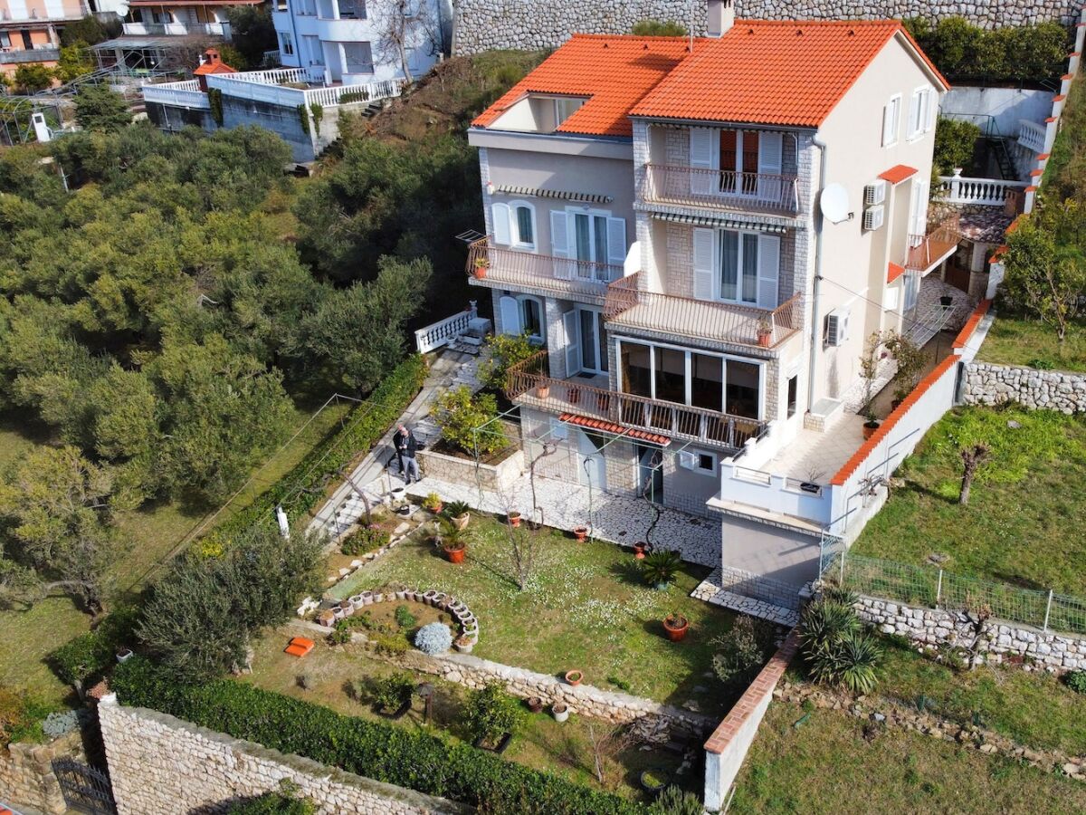 Apartment Two bedroom apartment with balcony and sea view Rab A-14120-c